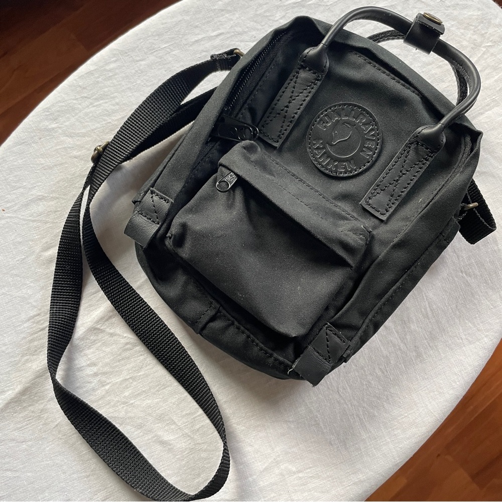 Fjallraven Kanken No. 2 Black Sling Bag